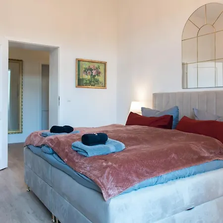 The Grande Kassberg - Balkon, Netflix, Nespresso, Zentral Chemnitz