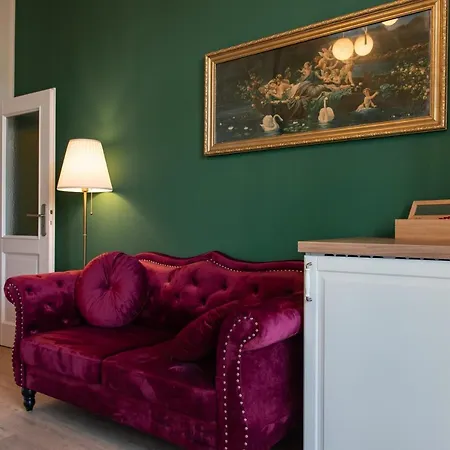 The Grande Kassberg - Balkon, Netflix, Nespresso, Zentral *